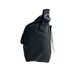 NWT Lowepro Adventura Ultra Zoom 100 Black Camera Bag